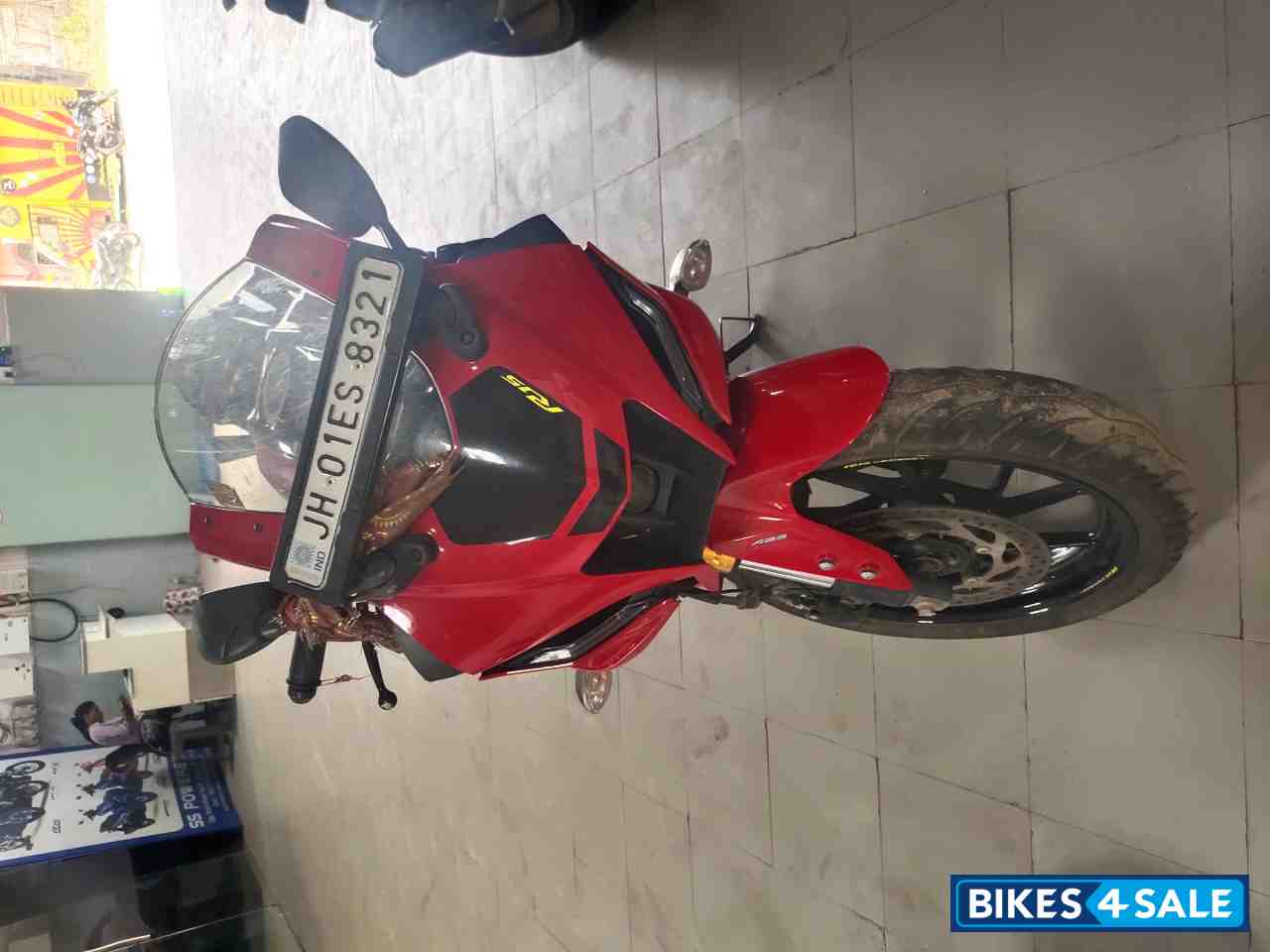 Yamaha R15 V4