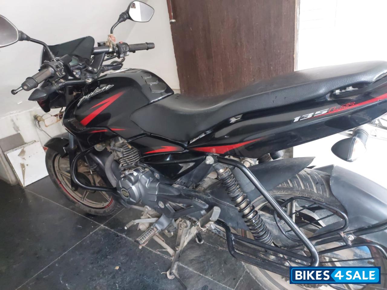 Black Bajaj Pulsar 135LS