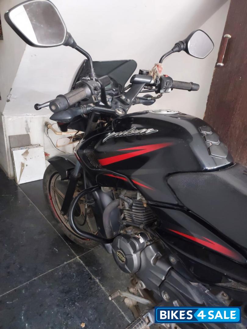 Black Bajaj Pulsar 135LS