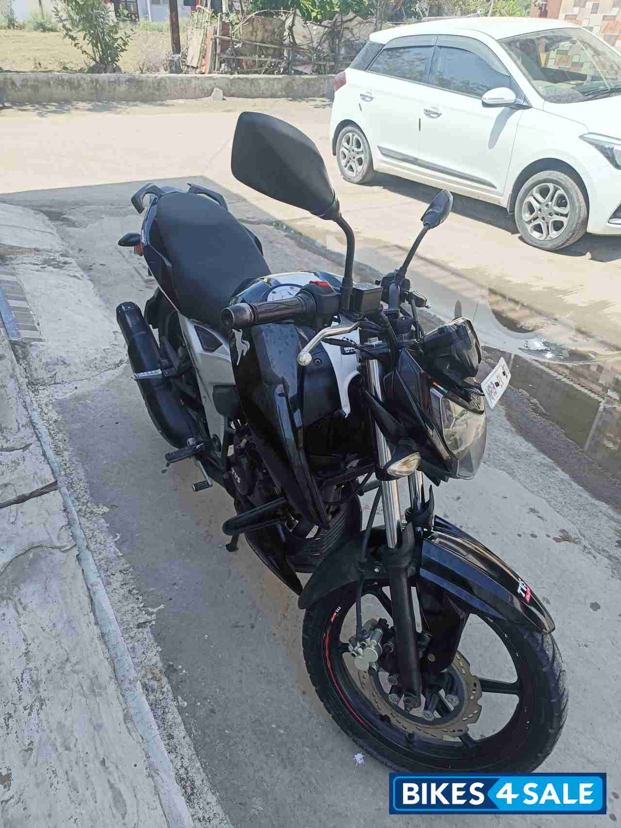TVS Apache RTR 160