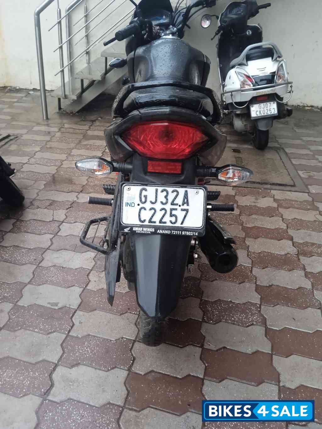 Mat Black Honda Livo 110