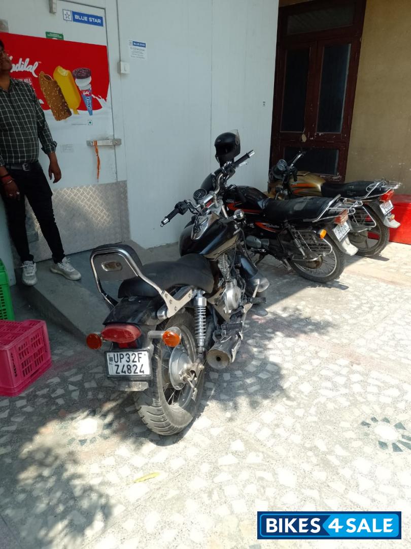 Bajaj Avenger 220 DTS-i