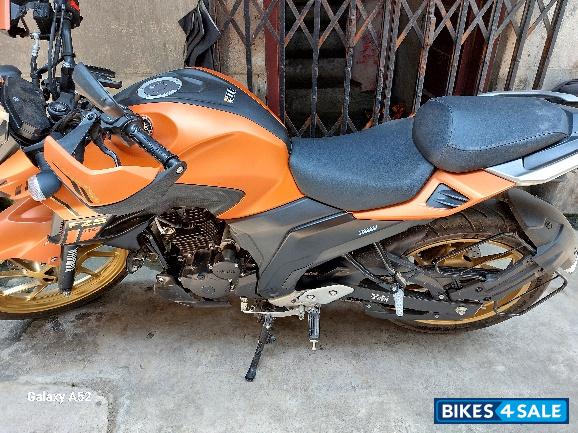 Yamaha FZ25
