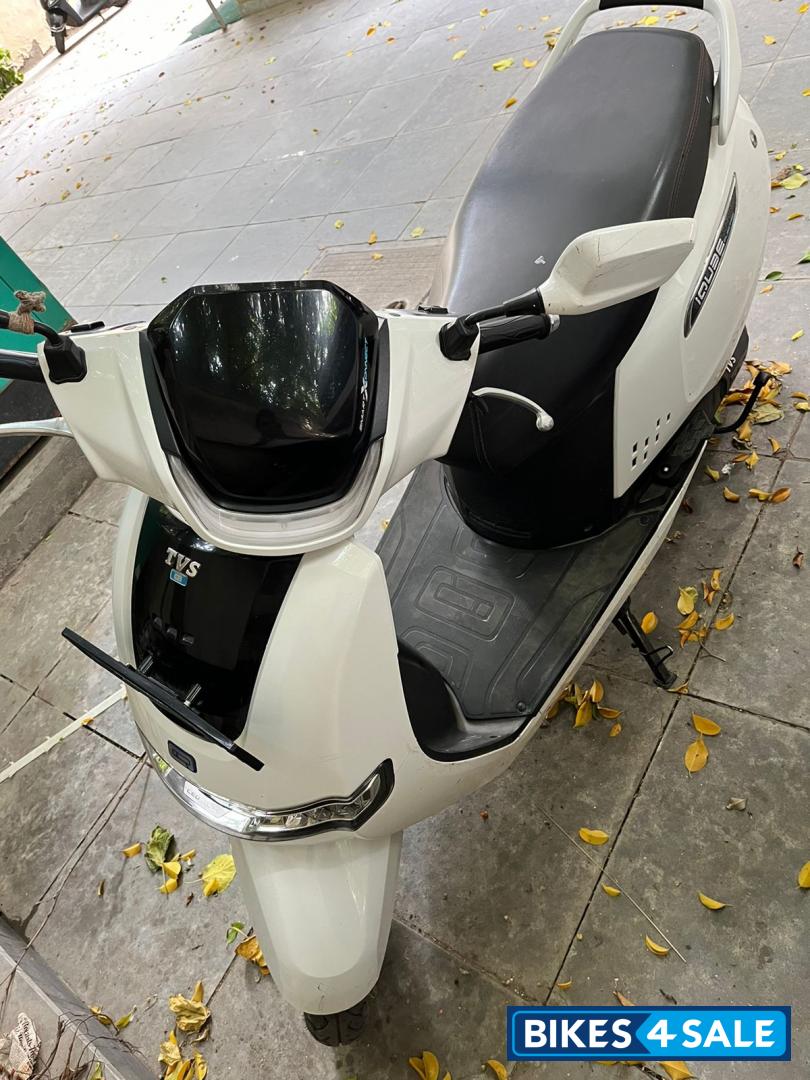 White TVS iQube Electric