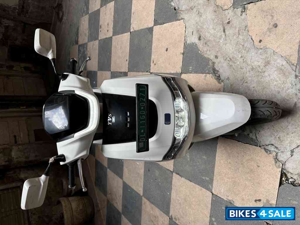 White TVS iQube Electric