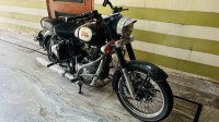 Black Royal Enfield Classic 350