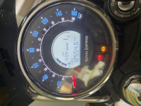 Red Royal Enfield Meteor 350