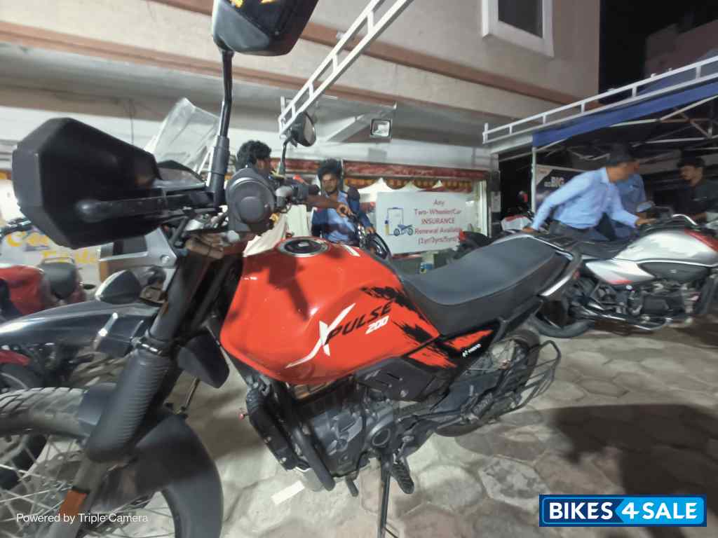 Red Hero XPulse 200 BS6