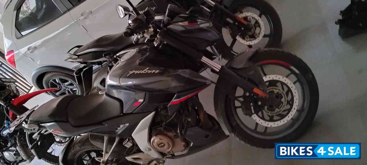 Bajaj Pulsar N250