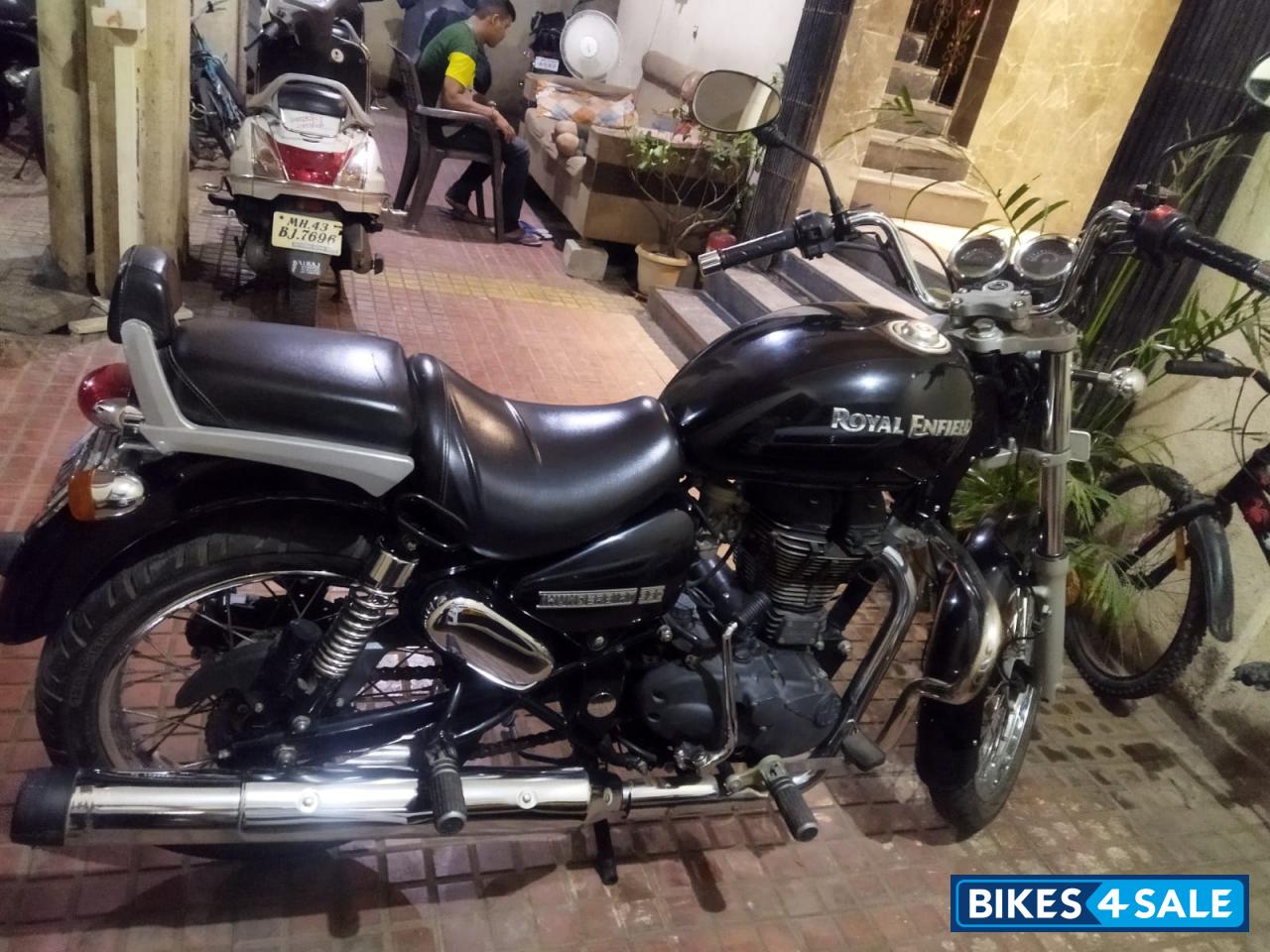 Royal Enfield Thunderbird 350