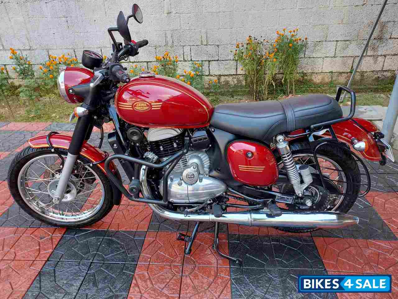 Jawa 42 Dual Channel ABS Orion Red