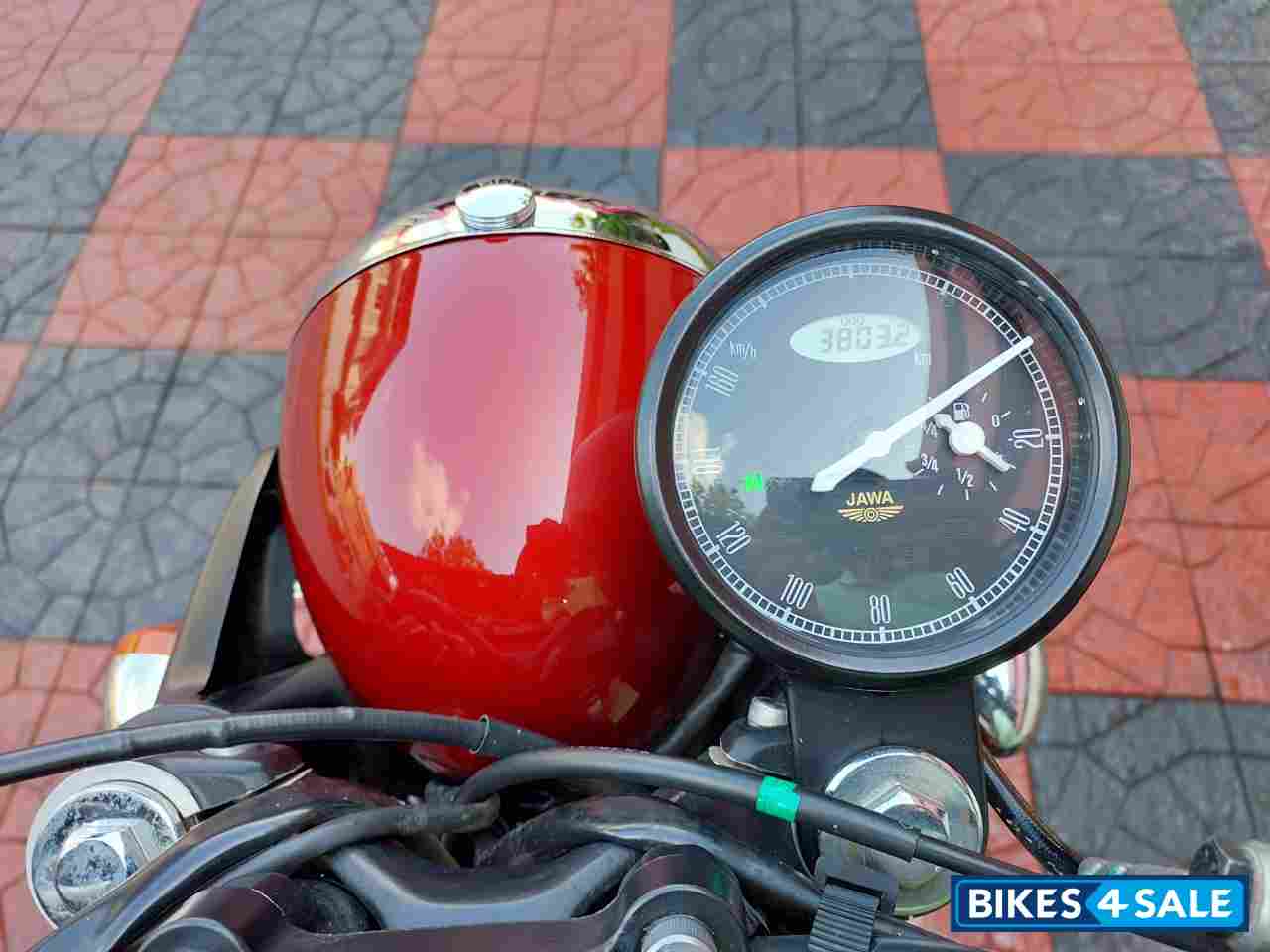 Jawa 42 Dual Channel ABS Orion Red