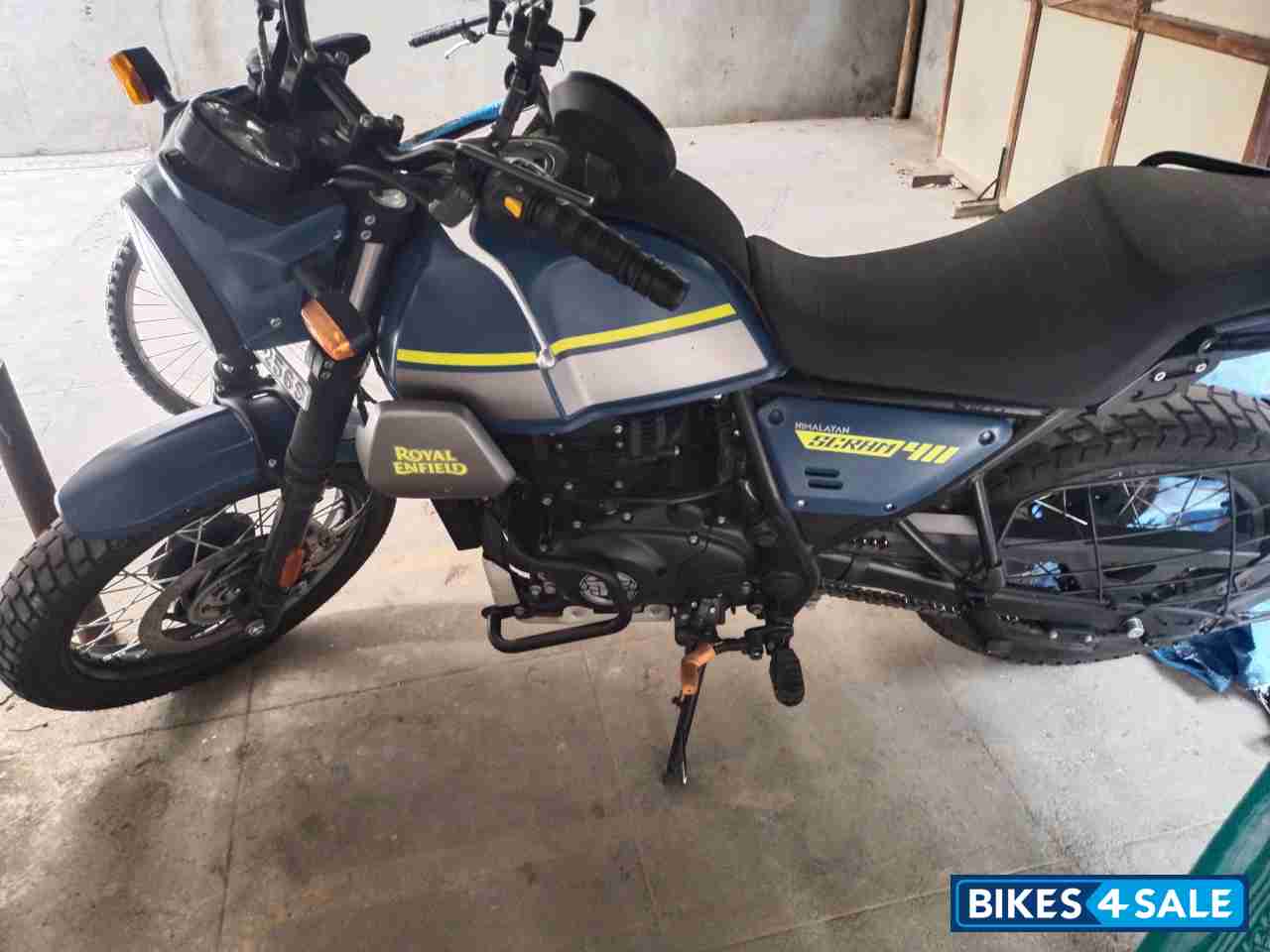 Skyline Blue Royal Enfield Scram 411