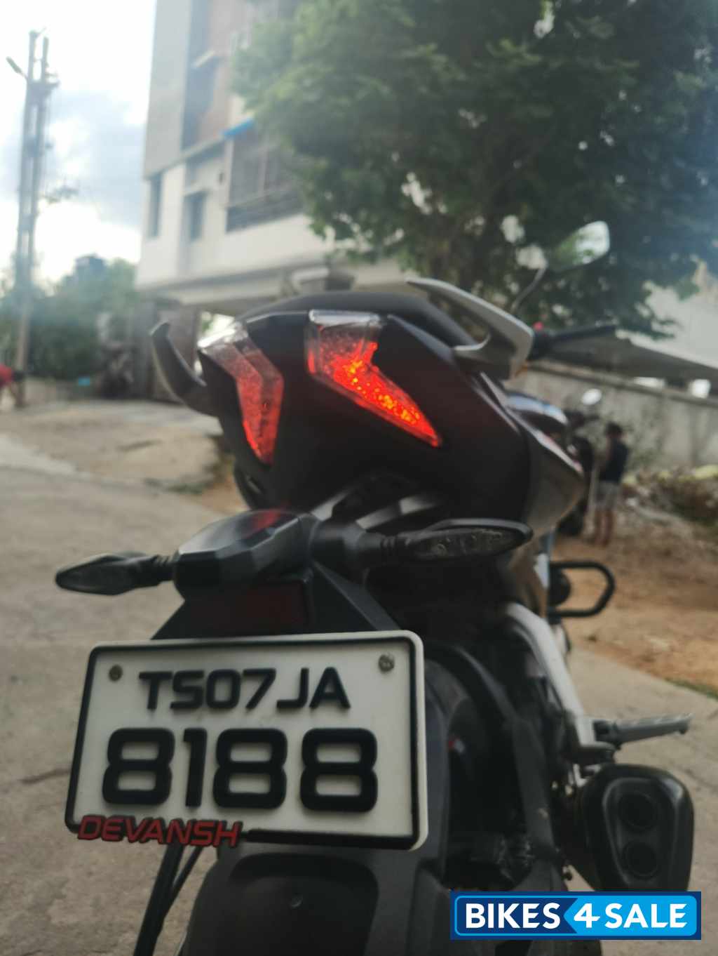 Black Bajaj Pulsar N250