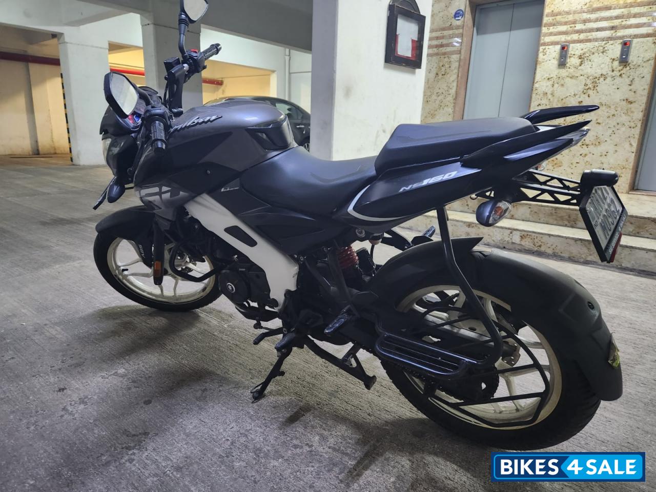 Bajaj Pulsar NS 160 BS6