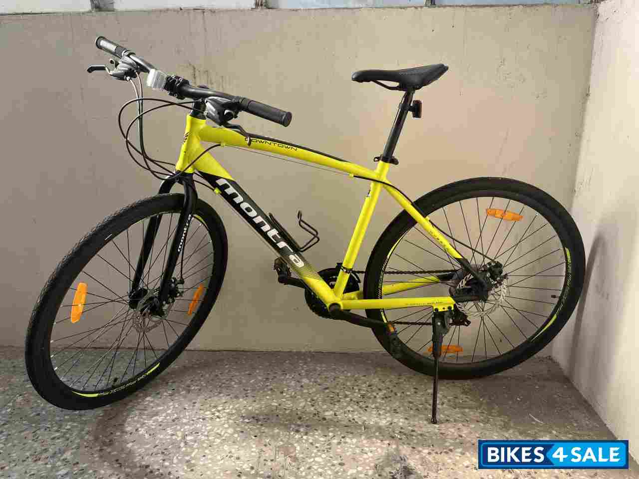 Bicycle  Montra Downtown