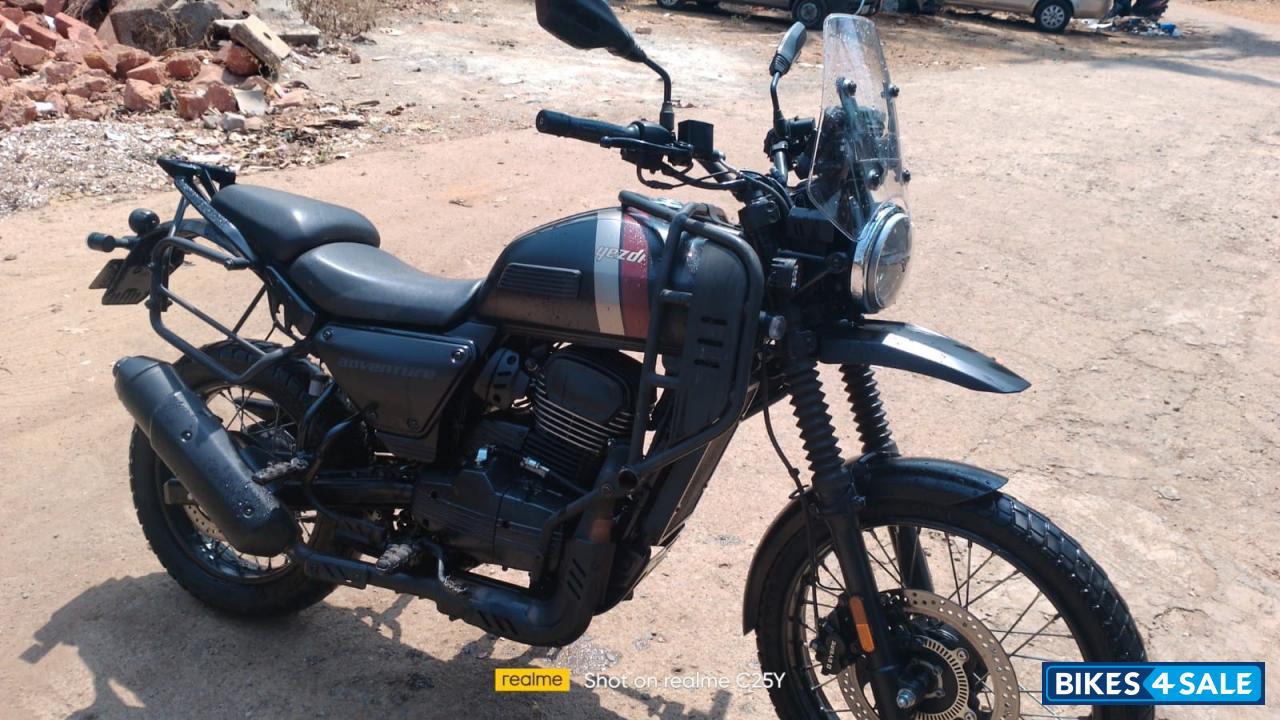 Yezdi Adventure Matte