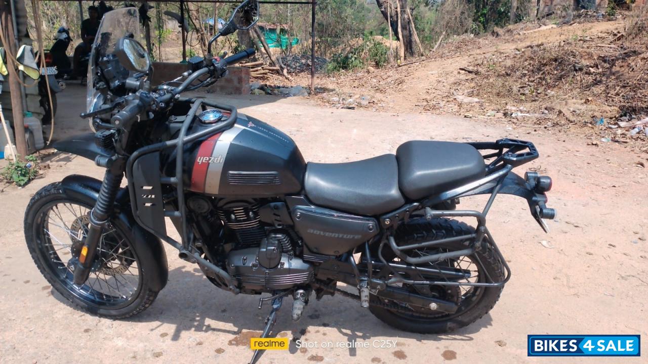 Yezdi Adventure Matte