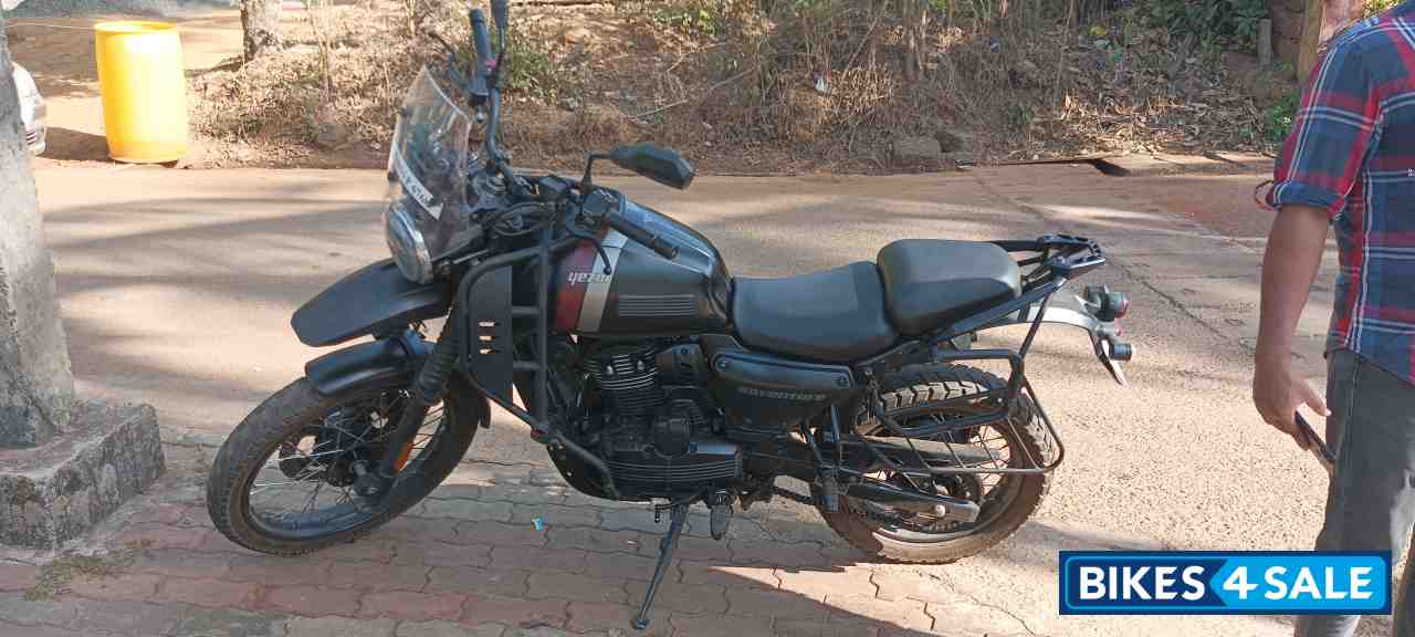 Yezdi Adventure Matte