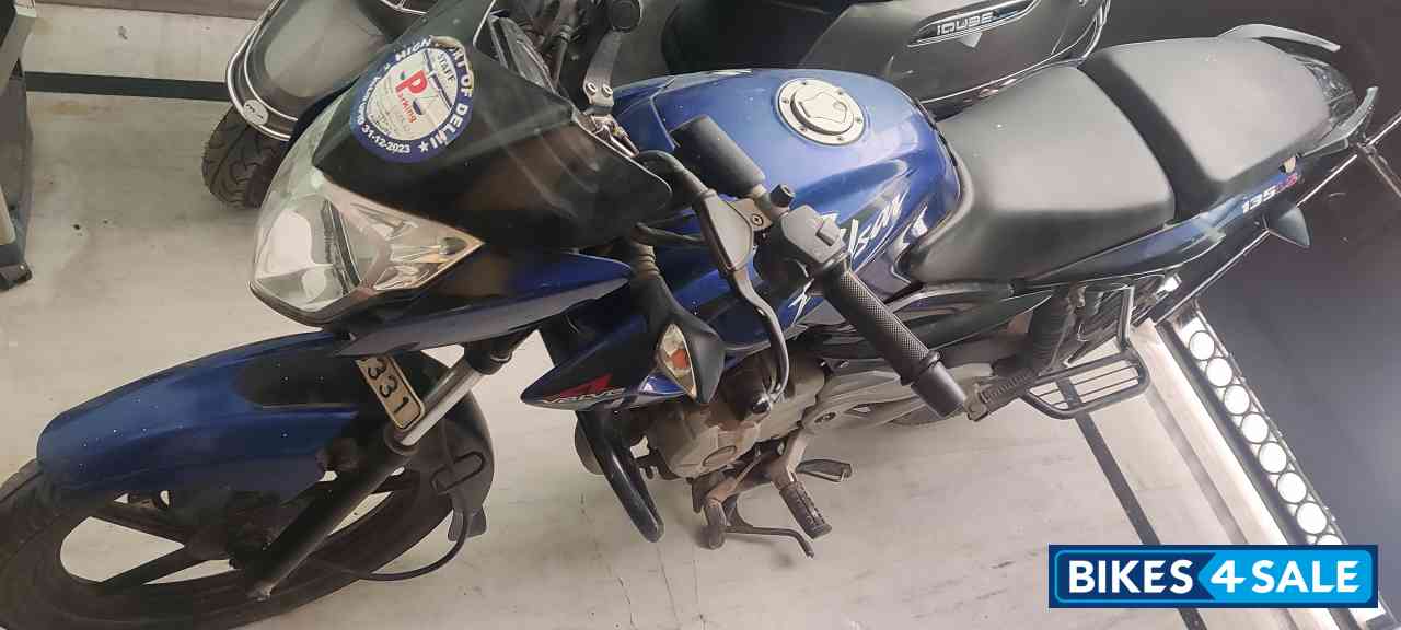 Bajaj Pulsar 135LS