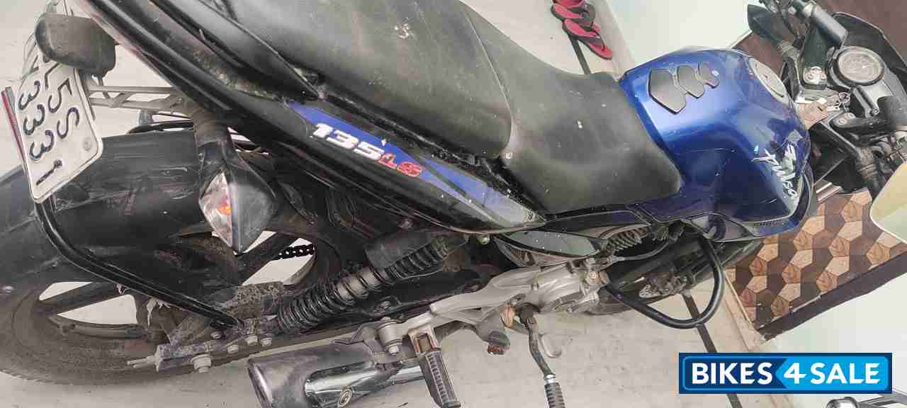 Bajaj Pulsar 135LS