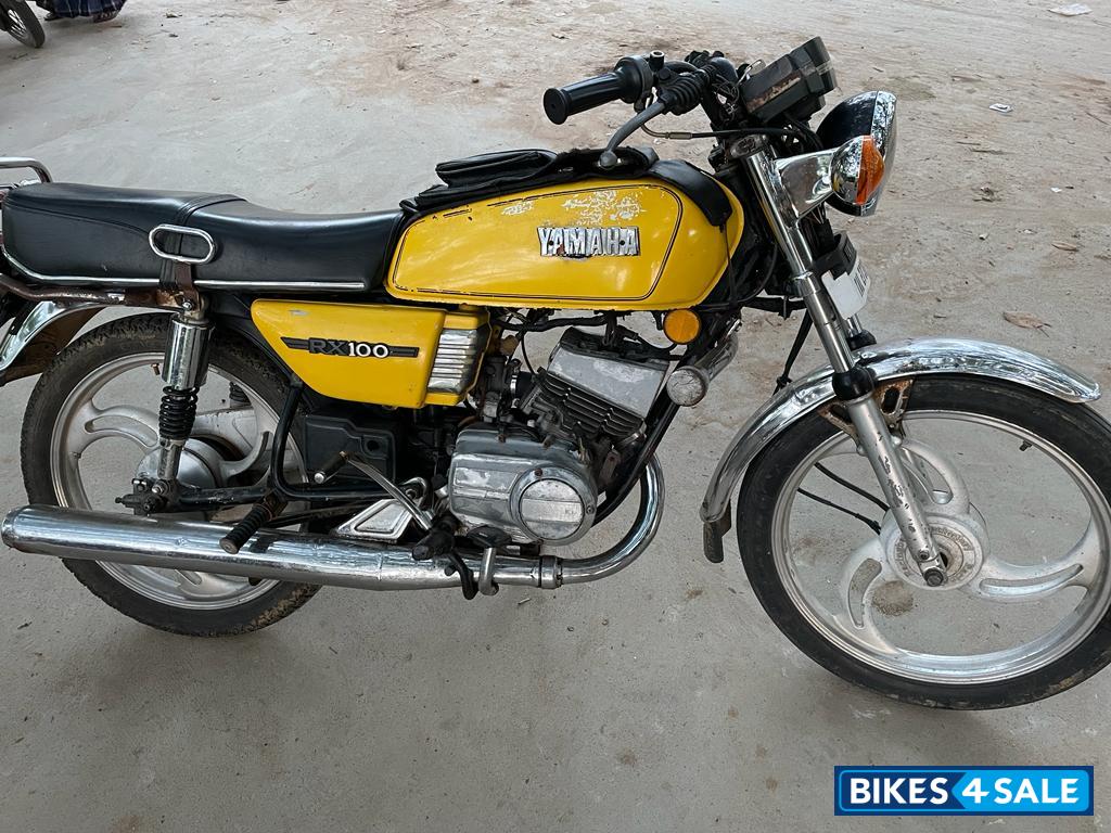 Yamaha RX 100