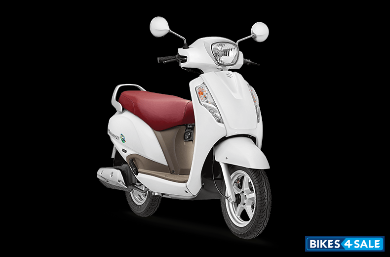 White Suzuki Access 125 Special Edition
