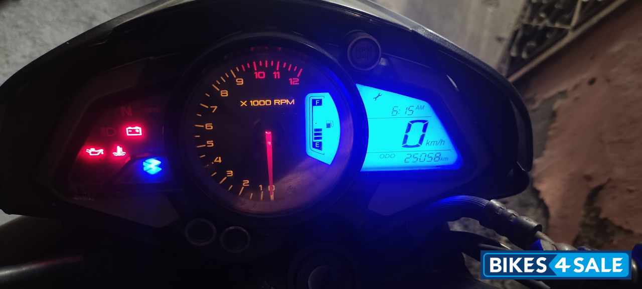 Bajaj Pulsar 200 NS