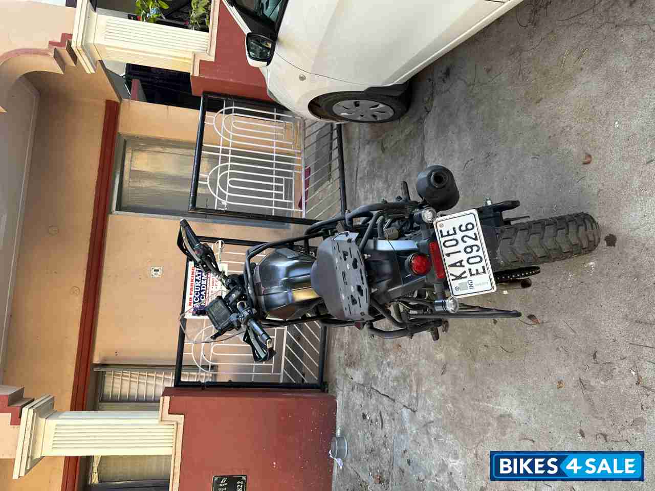 Yezdi Adventure Matte