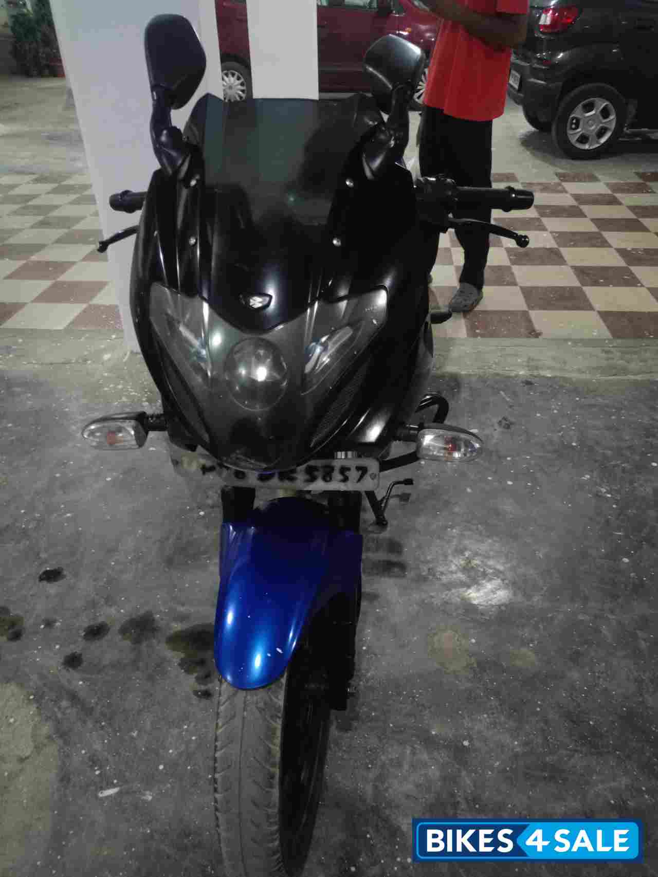 Bajaj Pulsar 220 DTSFi