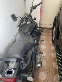 Bajaj Avenger Street 150
