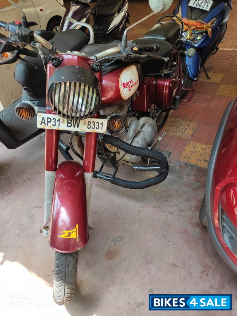 Maroon Royal Enfield Classic 350