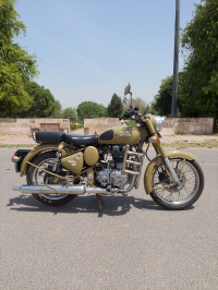 Royal Enfield Classic Desert Storm 2015 Model