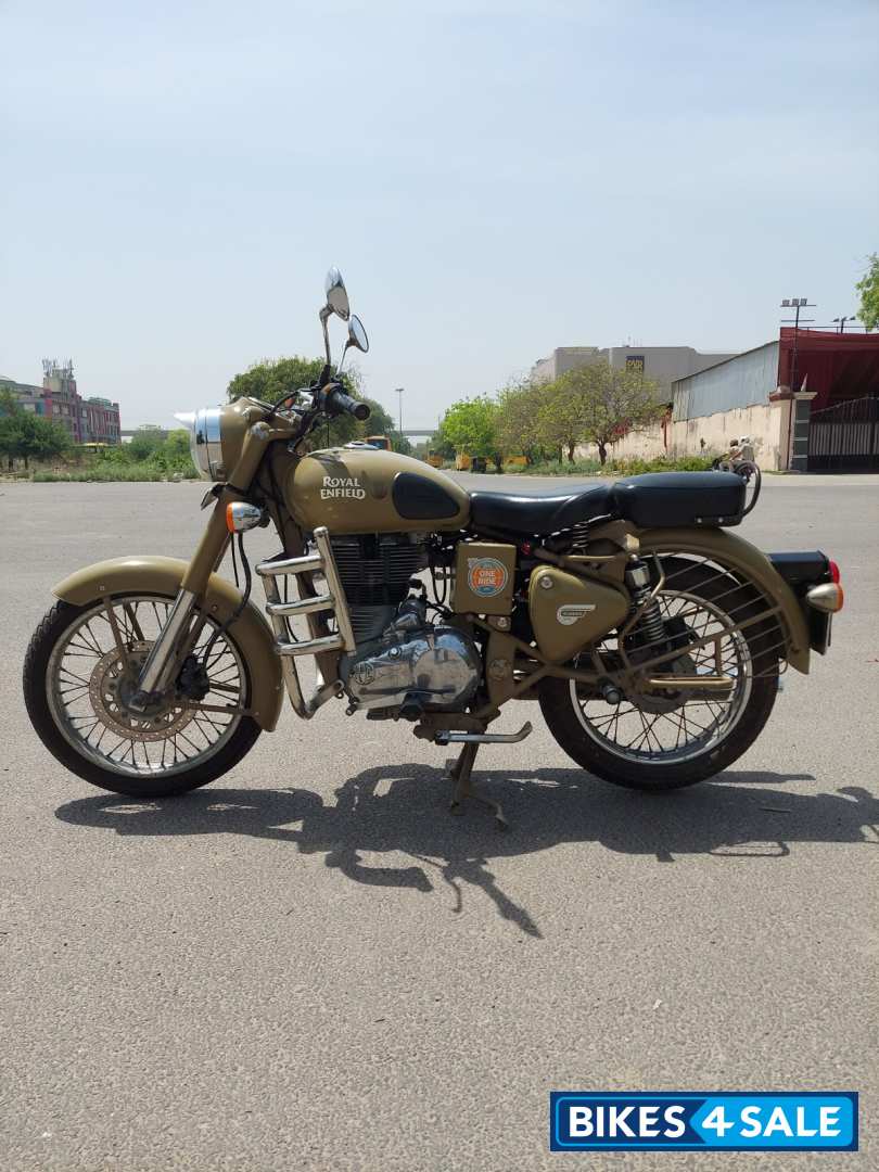 Royal Enfield Classic Desert Storm