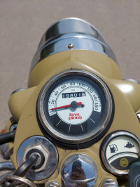 Royal Enfield Classic Desert Storm