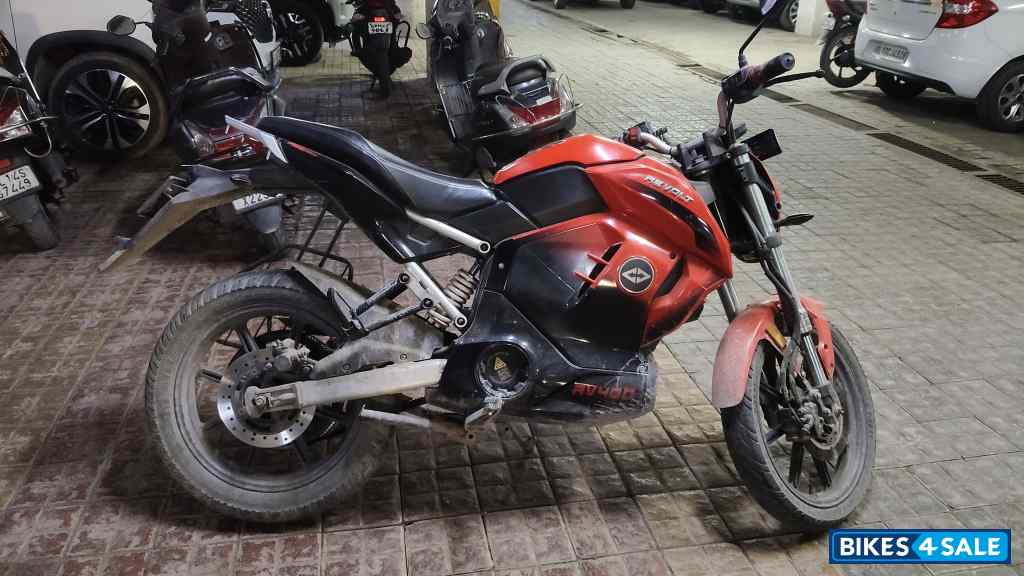Rubel Red Revolt RV 400