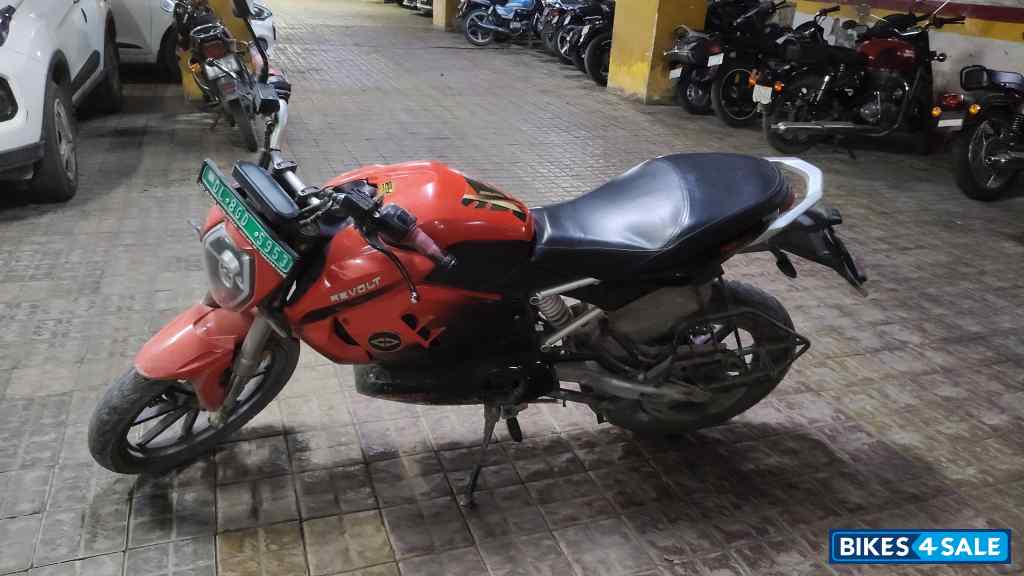 Rubel Red Revolt RV 400