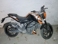KTM Duke 200