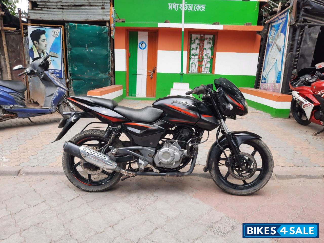 Bajaj Pulsar 125
