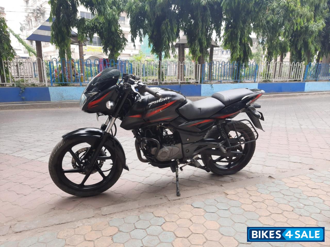 Bajaj Pulsar 125