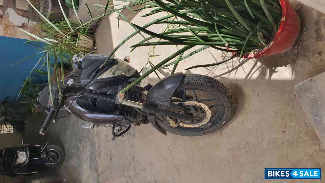 Bajaj Pulsar 200 NS