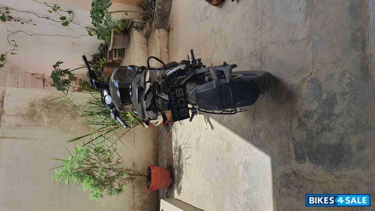 Bajaj Pulsar 200 NS