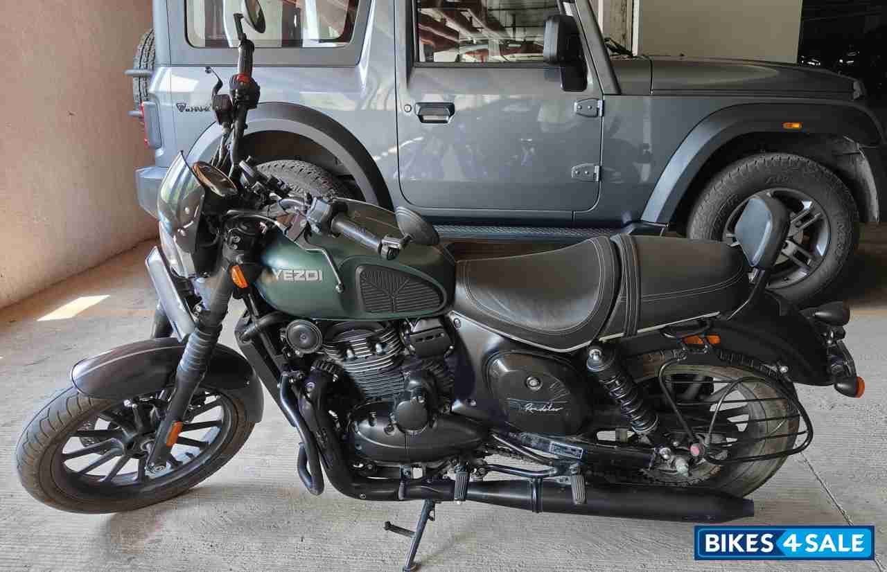 Matte Green Yezdi Roadster Dark