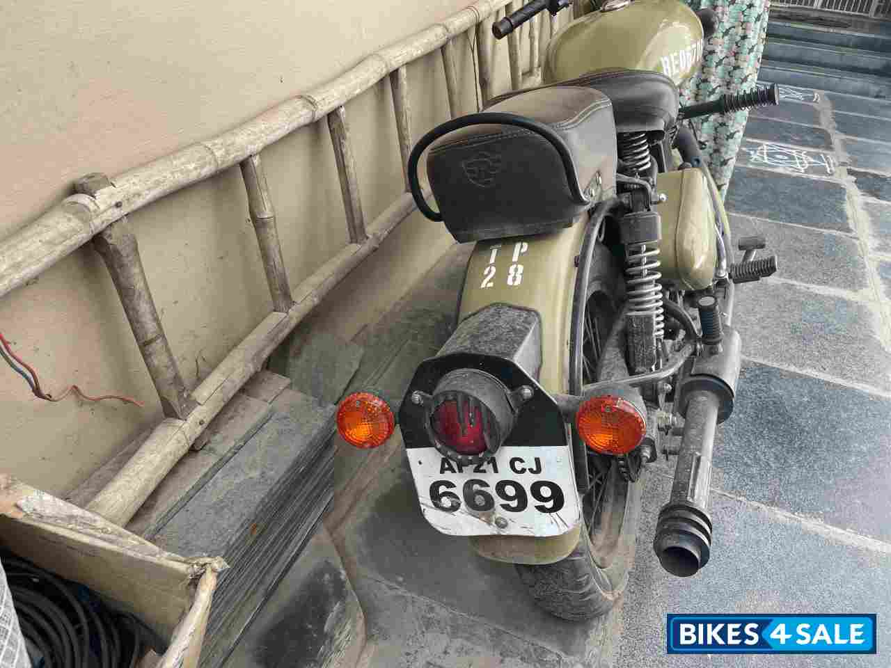 Dessert Strom Royal Enfield Classic 350