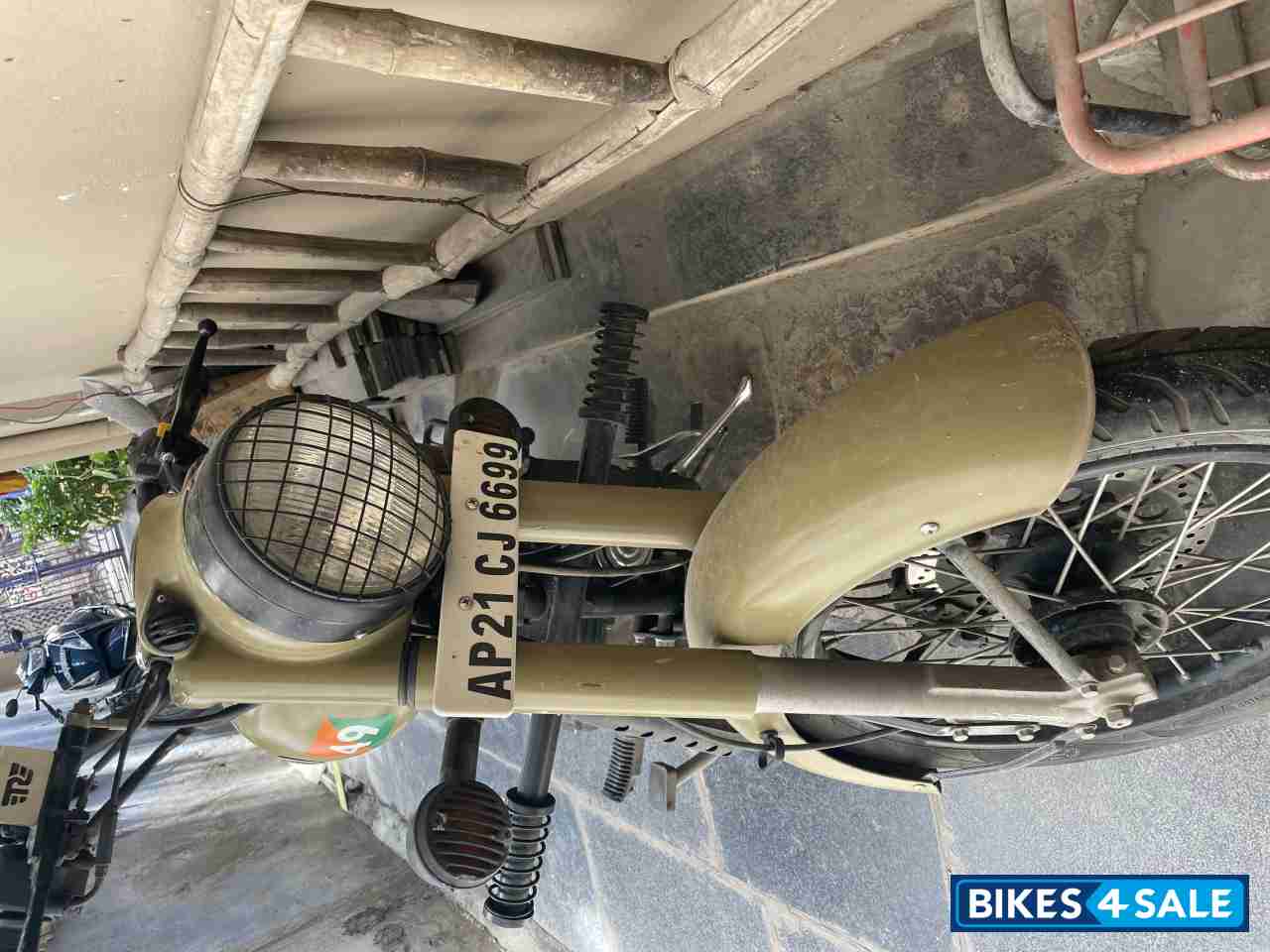 Dessert Strom Royal Enfield Classic 350