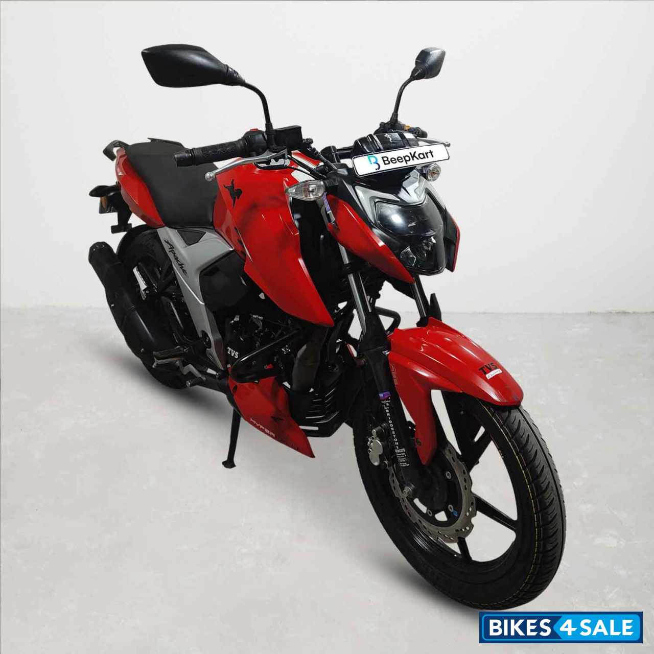 TVS Apache RTR 160 4V