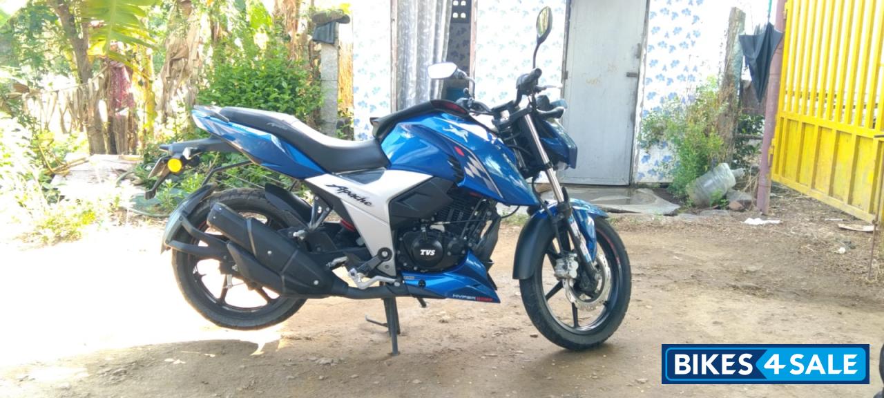 TVS Apache RTR 160 4V