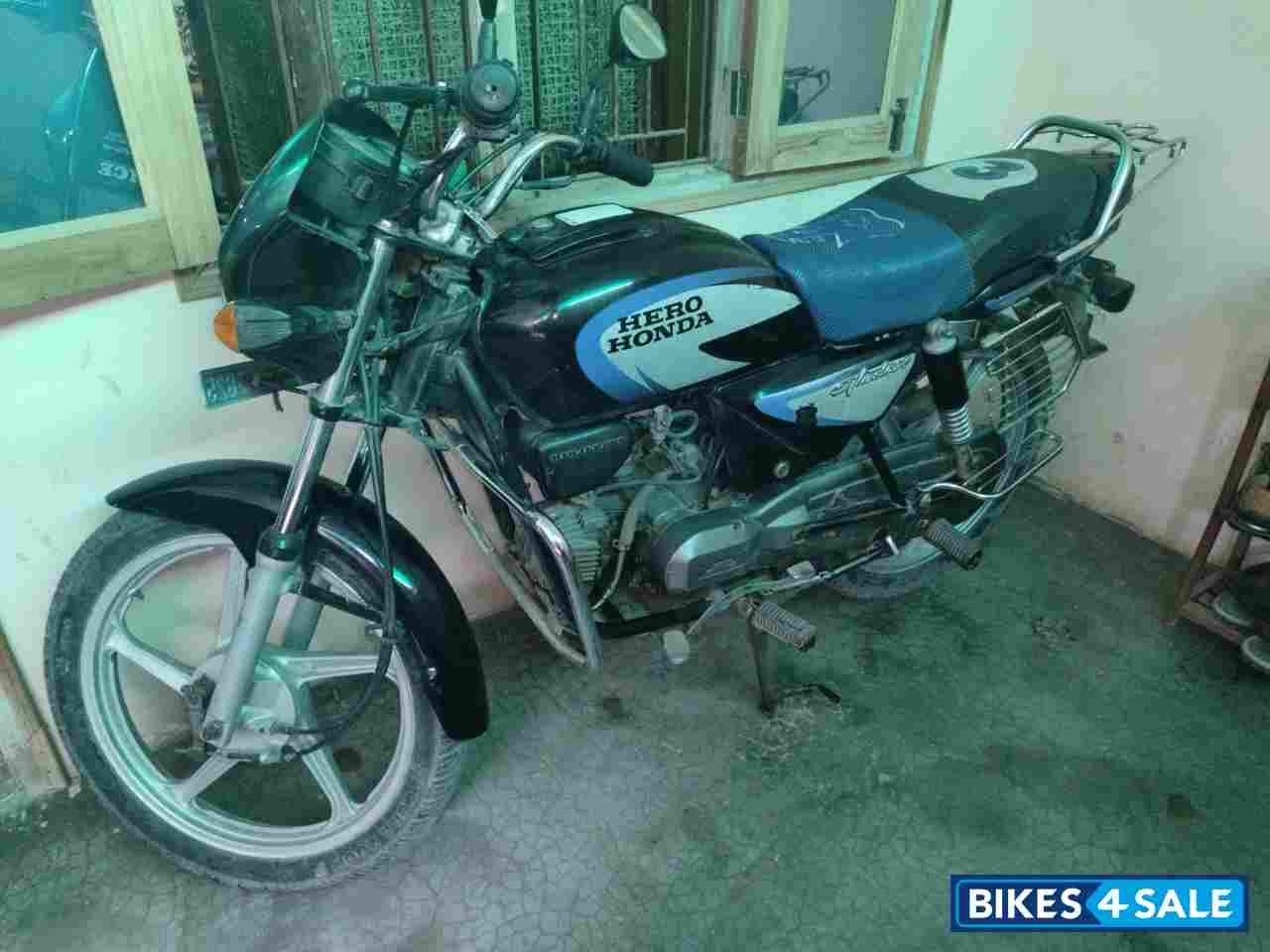 Black Hero Splendor Plus