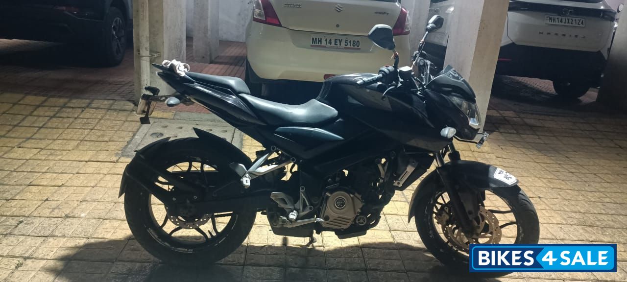 Bajaj Pulsar 200 NS ABS