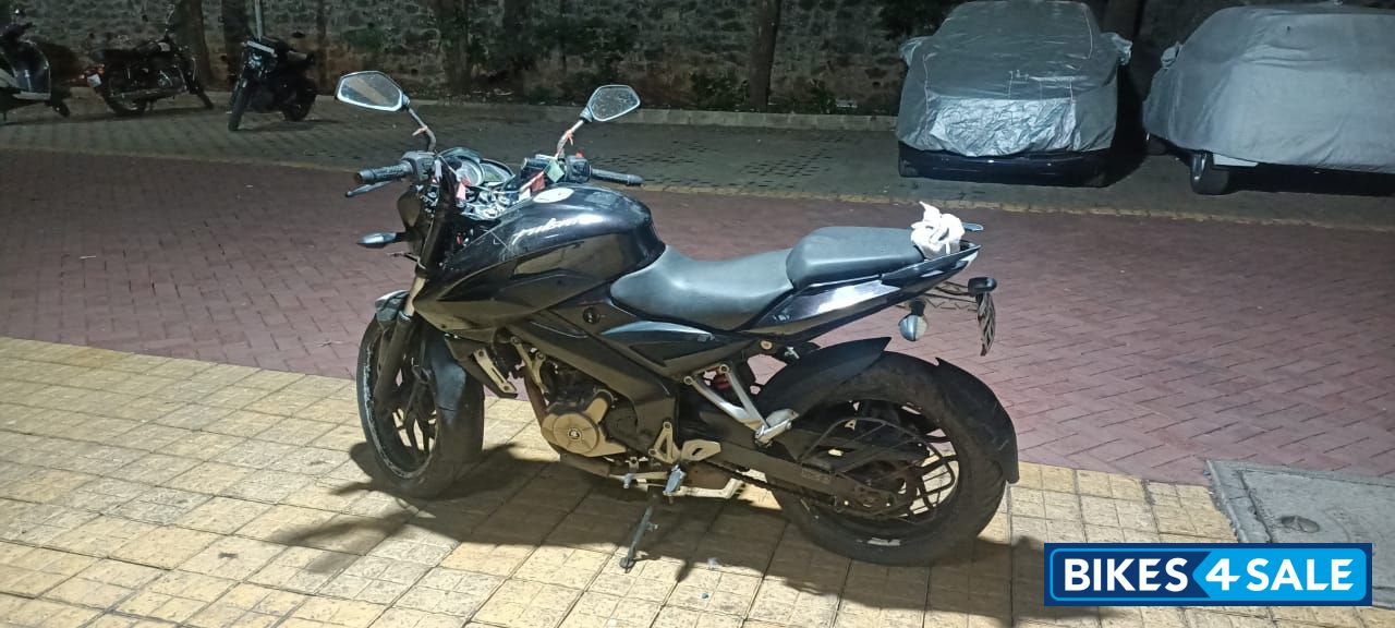 Bajaj Pulsar 200 NS ABS